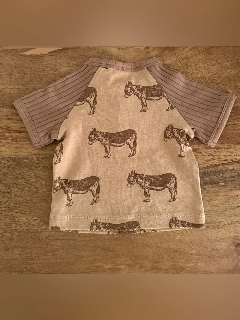 Kate Quinn Unisex Baby Brown Donkey Print Raglan Tee-3-6 month-NWOT - Picture 2 of 2